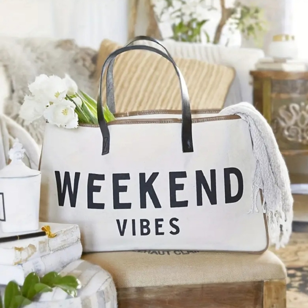 Stylish "Weekend vibes" tote bag